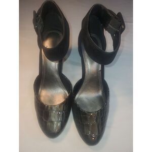 Impo Time Too Womens Black Ankle Strap Metallic Alligator Heels Shoes Size 7B